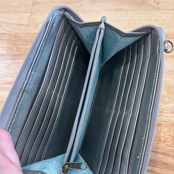 the sak purse/wallet - Picture 2 of 6